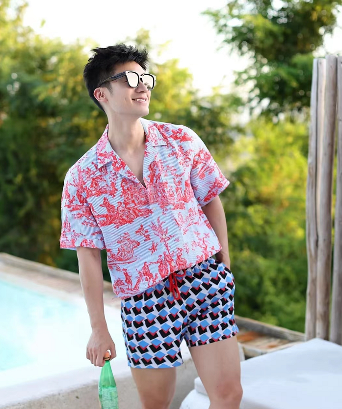 Brooks Brothers 布克兄弟x Vilebrequin联名胶囊系列引领夏日新风尚