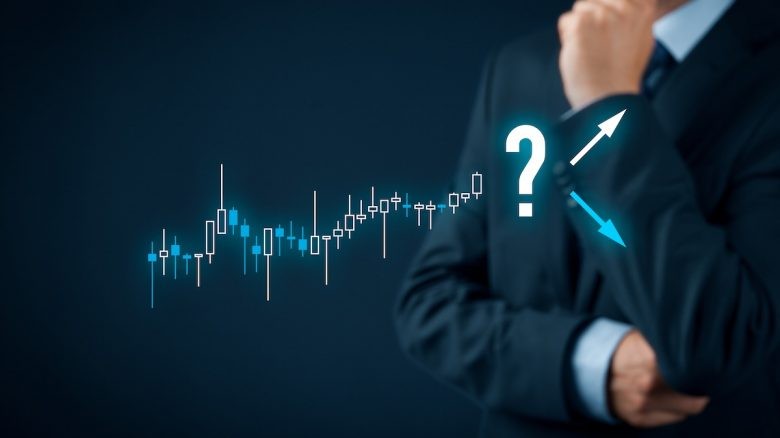 The Pros and Cons of Using Technical Analysis and Indicators for Trading